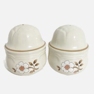 Vintage Unbranded Stoneware Pottery Salt Pepper Shakers Creamy Glaze Flowers
